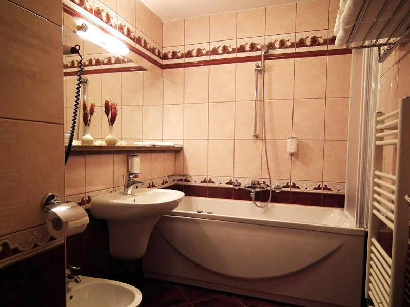 Lipa Hotel Лендава Екстериор снимка