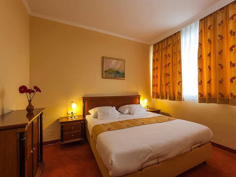 Lipa Hotel Лендава Екстериор снимка